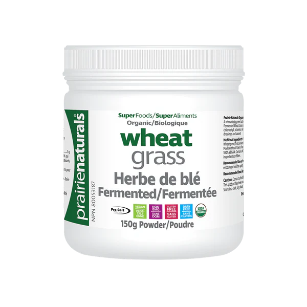 Prairie Naturals wheat grass powder on a white background natvd.com